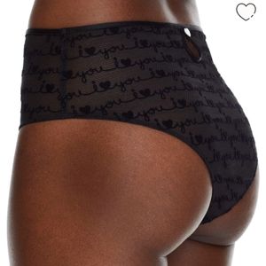 Tanga panty, medium